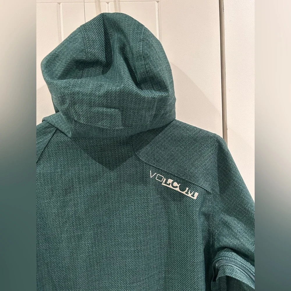 Volcom ’Cache Jacket’ - Picture 9 of 10